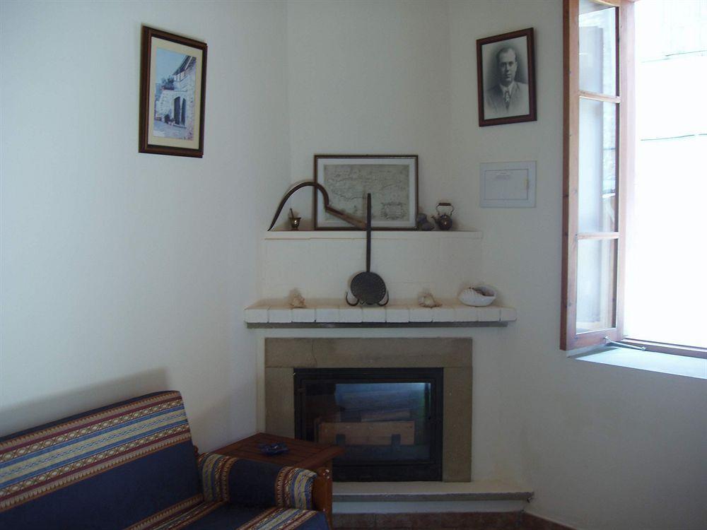 Niovi House Διαμέρισμα Τόχνη Εξωτερικό φωτογραφία